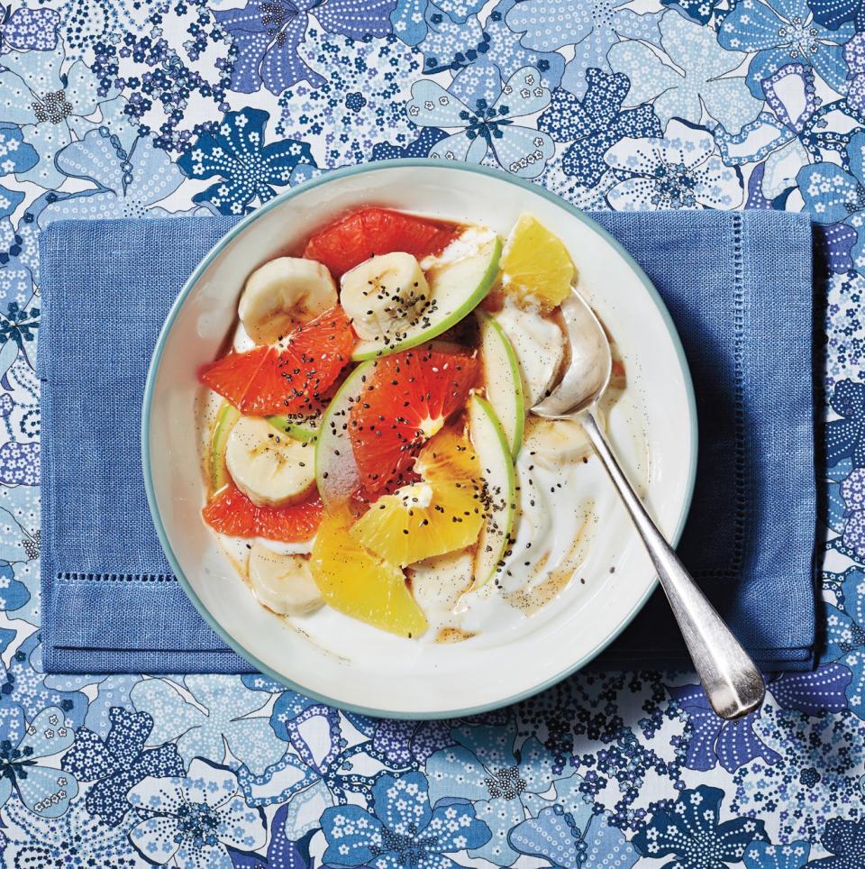 Grapefruit Salad With Vanilla Syrup and Yogurt