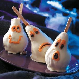 Spooky Snack: Ghastly Pear Ghosts