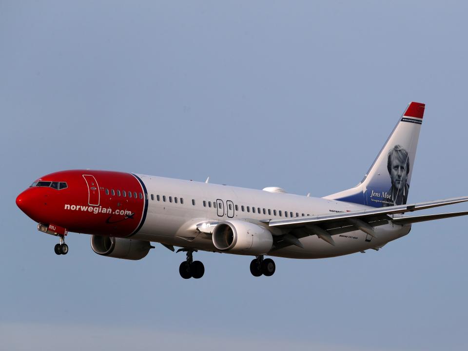 Norwegian Air Shuttle Boeing 737-800