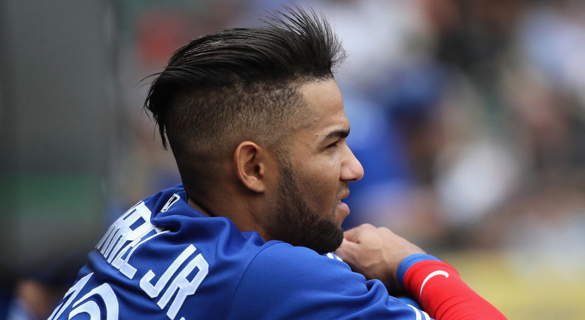 Lourdes Gurriel Jr. likely DL-bound with ankle sprain, knee contusion