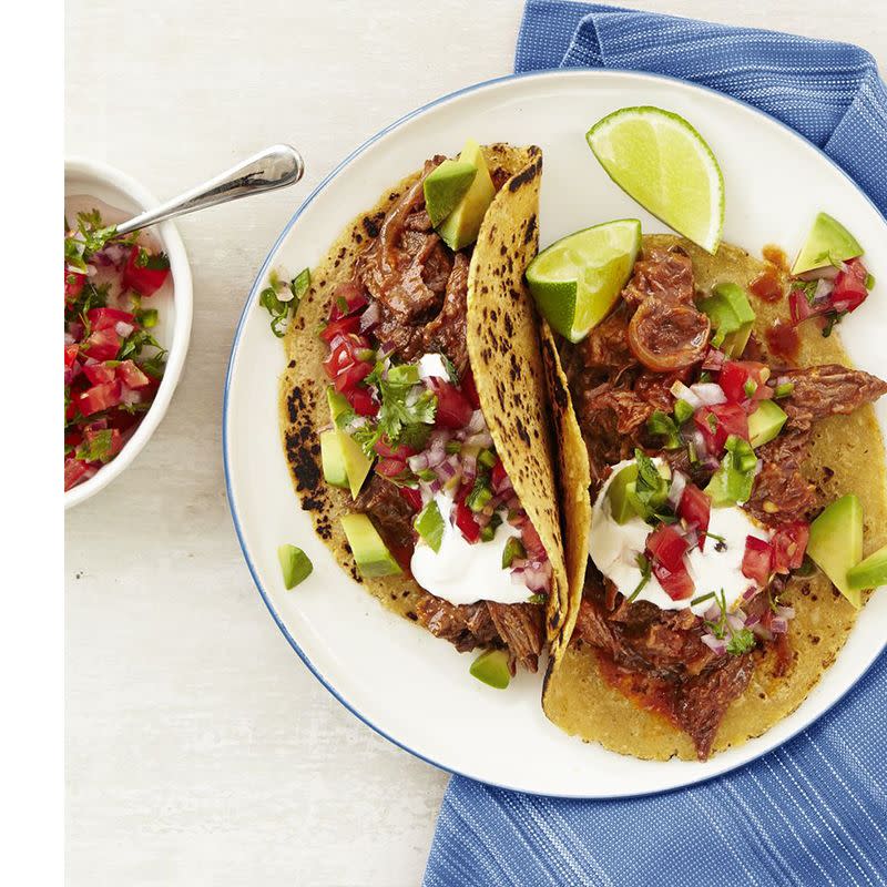 Chipotle Beef Tacos With Pico de Gallo