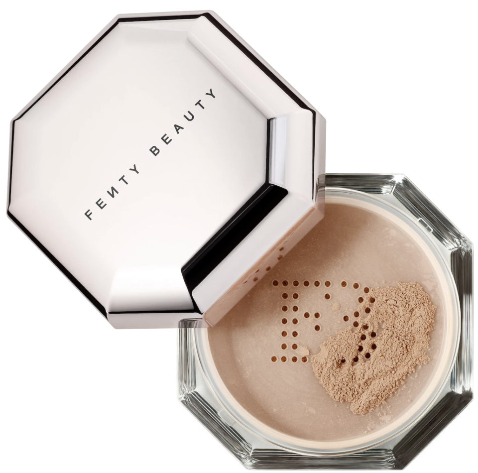 Pro Filt'r Instant Retouch Setting Powder (Photo via Sephora)