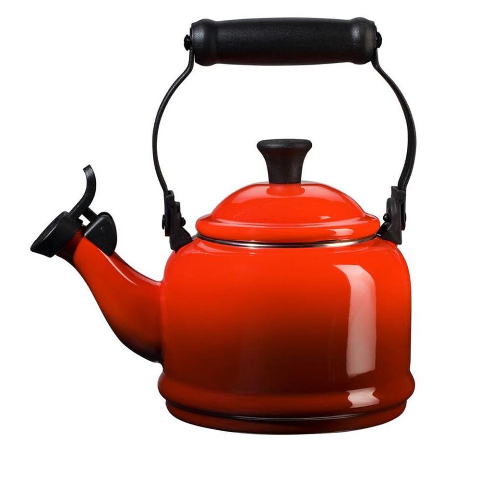 15) Le Creuset Demi Tea Kettle