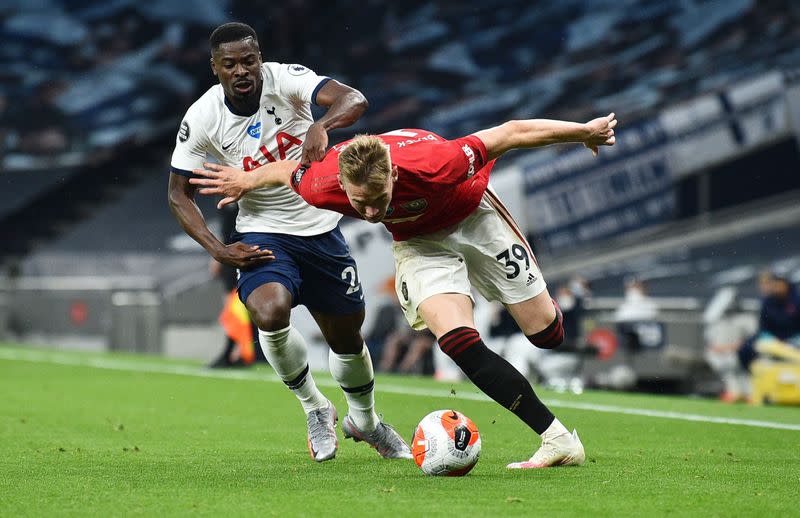 Premier League - Tottenham Hotspur v Manchester United