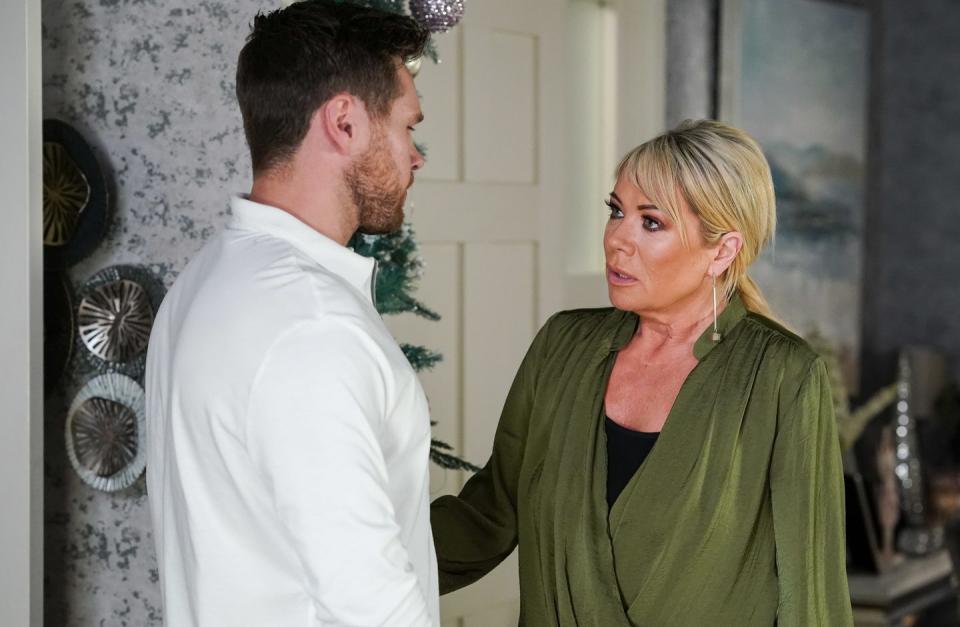 Sharon Watts, Keanu Taylor, Eastenders