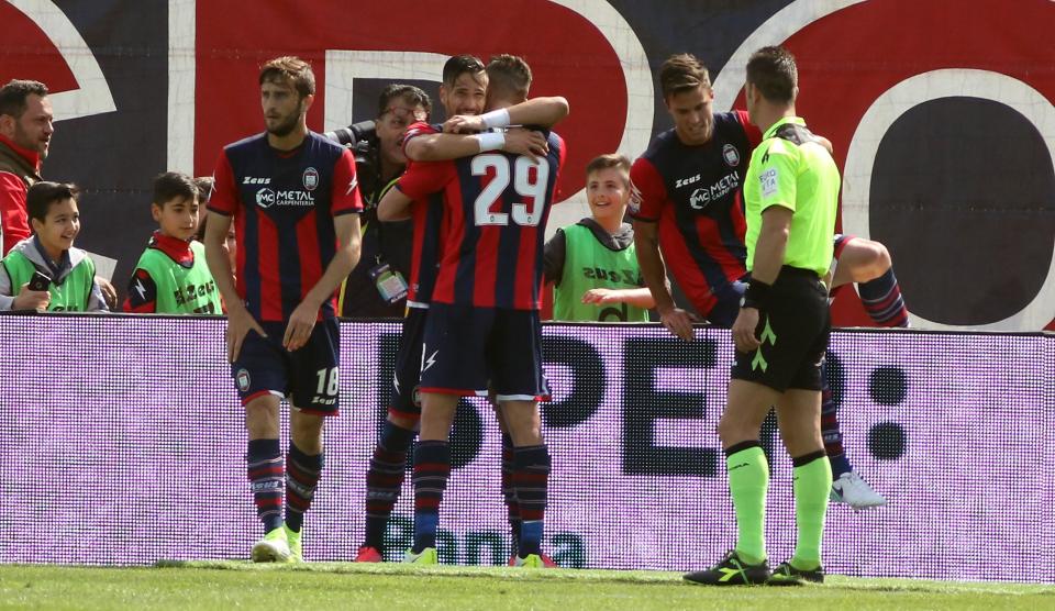 Crotone's players celebrate after scoring their side second goal, during a Serie A soccer match between Crotone and Inter Milan, at the Ezio Scida stadium in Crotone, Italy, Sunday, April 9, 2017. (Albano Angilletta/ANSA via AP)