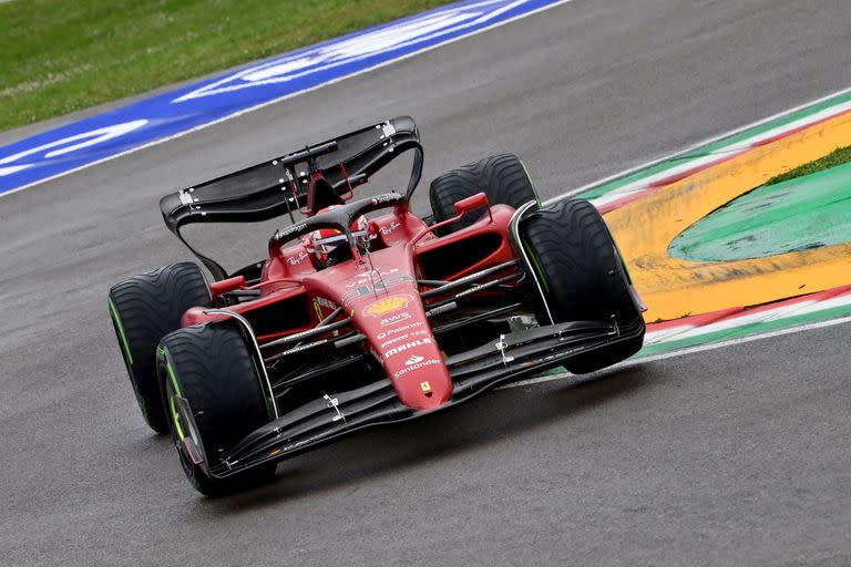 El piloto monegasco de Ferrari, Charles Leclerc, en el Gran Premio de F&#xf3;rmula Uno de Emilia Romagna 