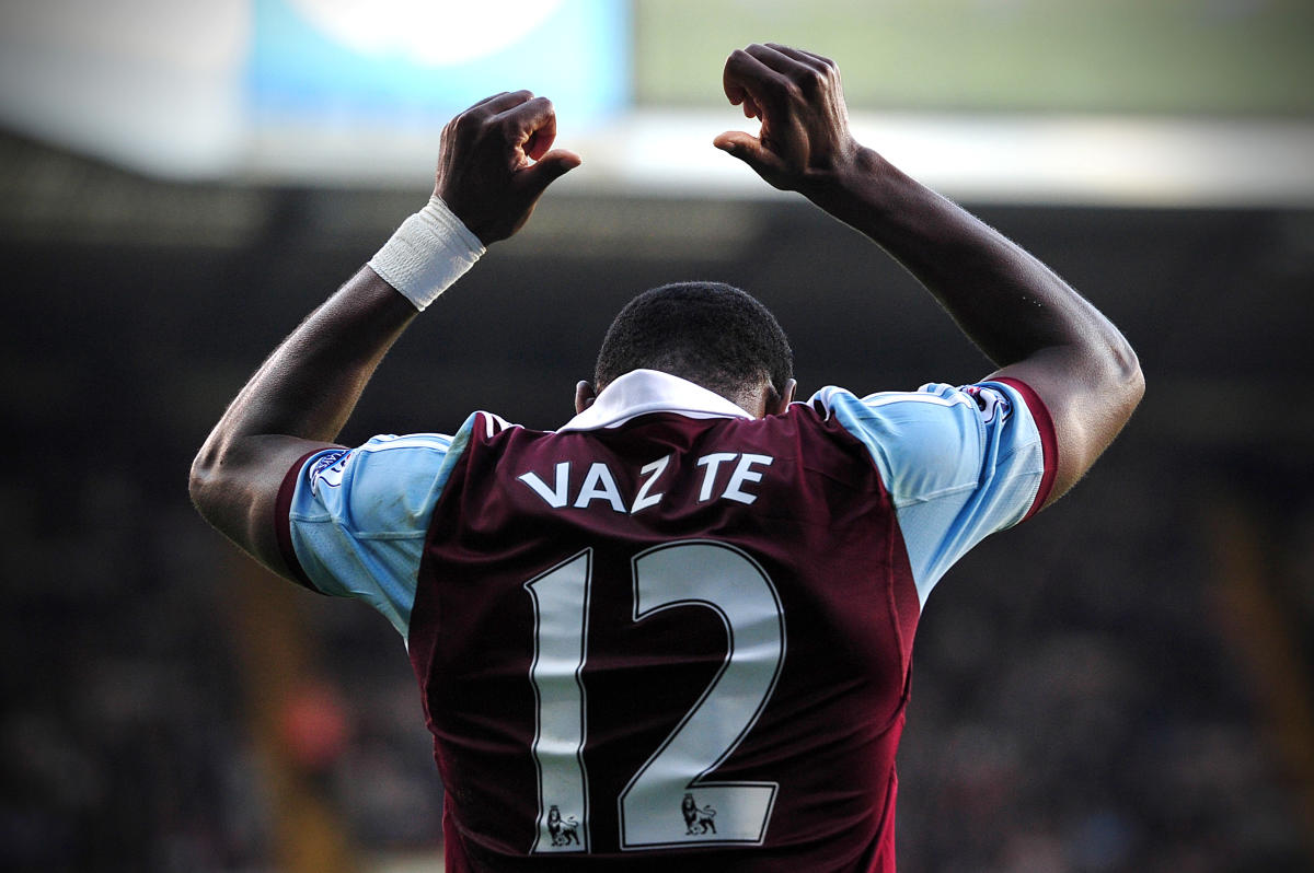 🎥 A throwback to Ricardo Vaz Te’s play-off winner on his birthday ⚒️