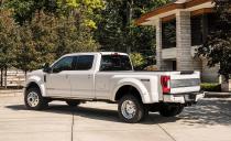 <p>2019 Ford F-350 Super Duty Limited</p>