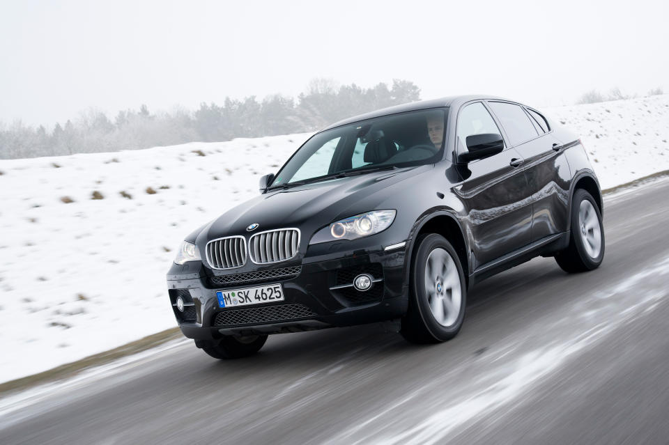 Noch häufiger haben Diebe beim BMW X6 xDrive 40d zugeschlagen, ganze 16,6 Mal pro 1.000 versicherter Autos um genau zu sein. Damit ging laut GDV pro Fahrzeug ein durchschnittlicher Schaden von 37.856 Euro einher – Platz zwei.