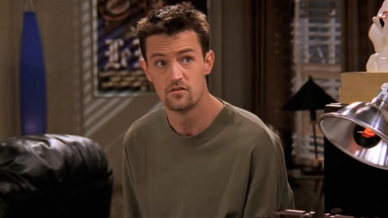  Matthew Perry on Friends. 