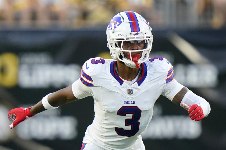 FILE - Buffalo Bills safety Damar Hamlin (3) plays in an NFL preseason football game against the Pittsburgh Steelers in Pittsburgh, Sunday, Aug. 20, 2023. Bills safety Damar Hamlin made the cut, according to a person with direct knowledge of the decision confirmed to The Associated Press on Tuesday, Aug. 29. The person spoke on the condition of anonymity because the Bills have not announced their final cuts in paring their roster to 53 players. (AP Photo/Gene J. Puskar, File)