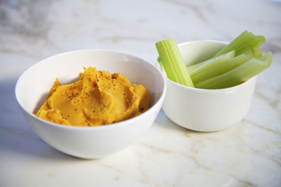 Sunflower-lentil spread on celery stalks