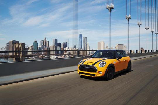 MINI Countryman全新First Class頂級套件 指定車型可享超過10萬元頂級配備優惠