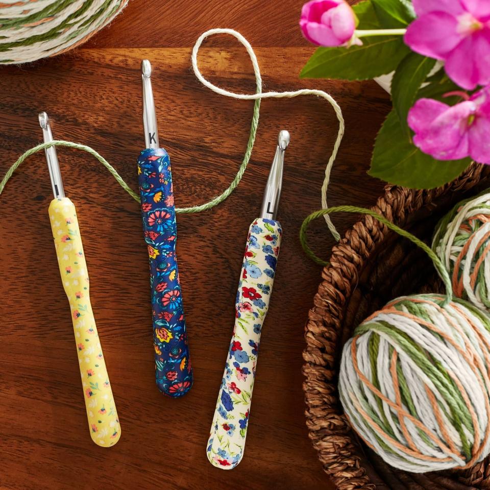 <p><a href="https://clicks.trx-hub.com/xid/hearstcorp_9eb67_tpw?q=https%3A%2F%2Fwww.walmart.com%2Fip%2FThe-Pioneer-Woman-3-Piece-Crochet-Hooks-Set-Sizes-I-K-and-L%2F800108953&p=https%3A%2F%2F&utmSource=yahoo-us&utmCampaign=3208&utmMedium=syn" rel="nofollow noopener" target="_blank" data-ylk="slk:Shop Now;elm:context_link;itc:0;sec:content-canvas" class="link ">Shop Now</a></p><p>The Pioneer Woman 3-Piece Crochet Hooks Set - I, K, L</p><p>$24.98</p>