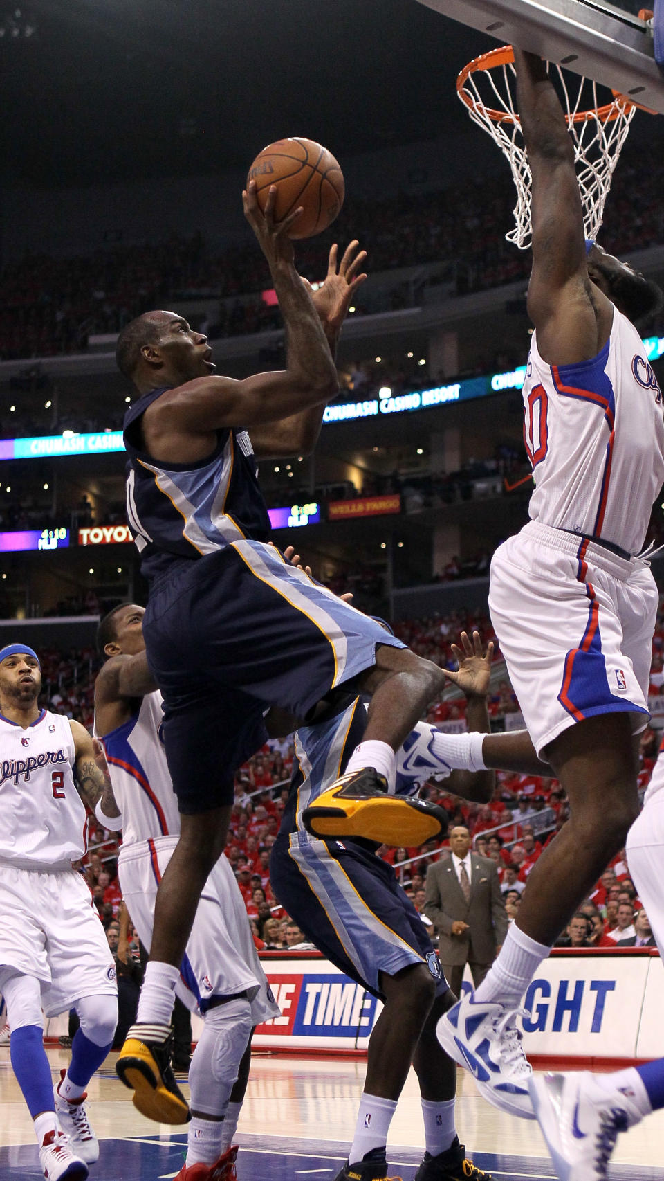 LOS ANGELES, CA - MAY 05: Quincy Pondexter #20 of the Memphis Grizzlies shoots against the Los Angeles Clippers in Game Three of the Western Conference Quarterfinals in the 2012 NBA Playoffs on May 5, 2011 at Staples Center in Los Angeles, California. NOTE TO USER: User expressly acknowledges and agrees that, by downloading and or using this photograph, User is consenting to the terms and conditions of the Getty Images License Agreement. (Photo by Stephen Dunn/Getty Images)