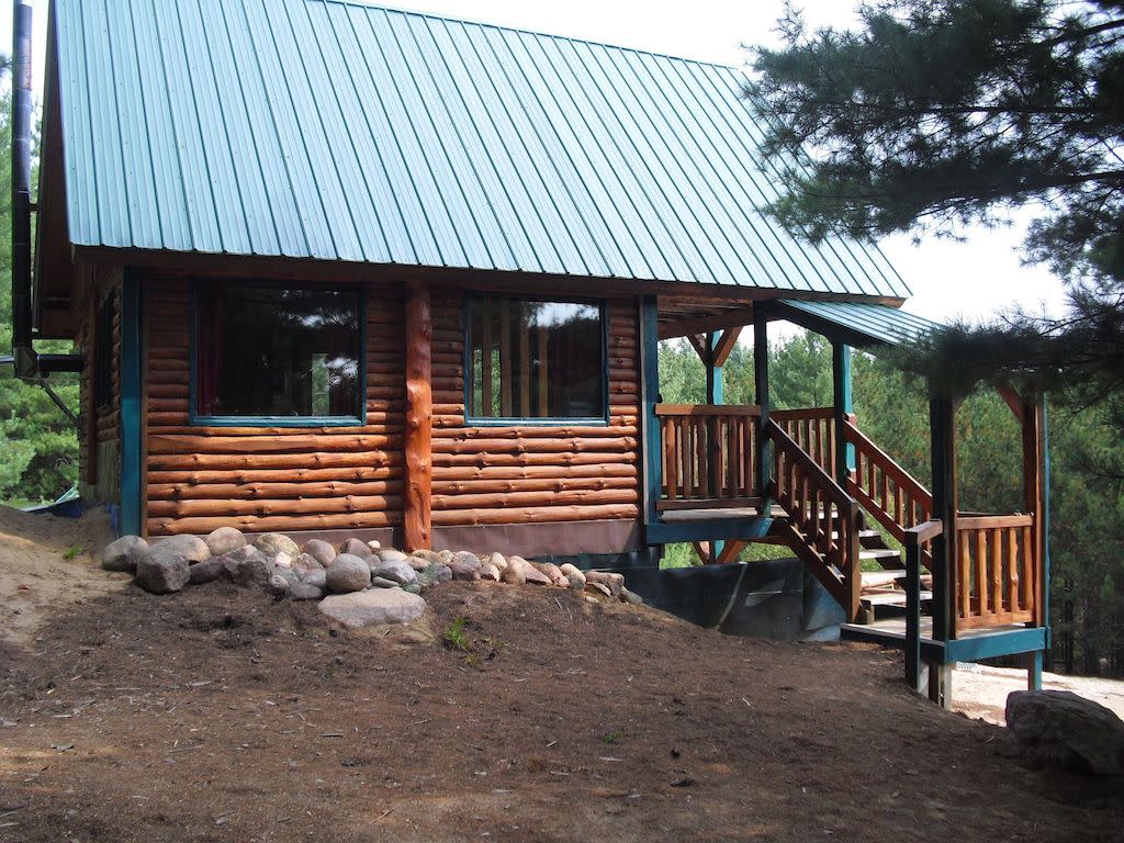 Rustic Mountain Laurel Cabin