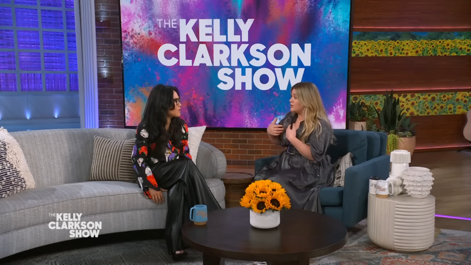 Ali Wong and Kelly Clarkson