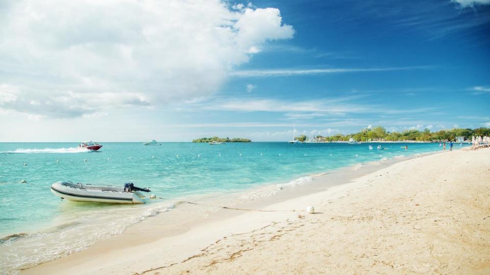 PHOTO: 'Seven Mile Beach', Negril, Jamaica is seen in an undated stock photo. (STOCK PHOTO/Getty Images)