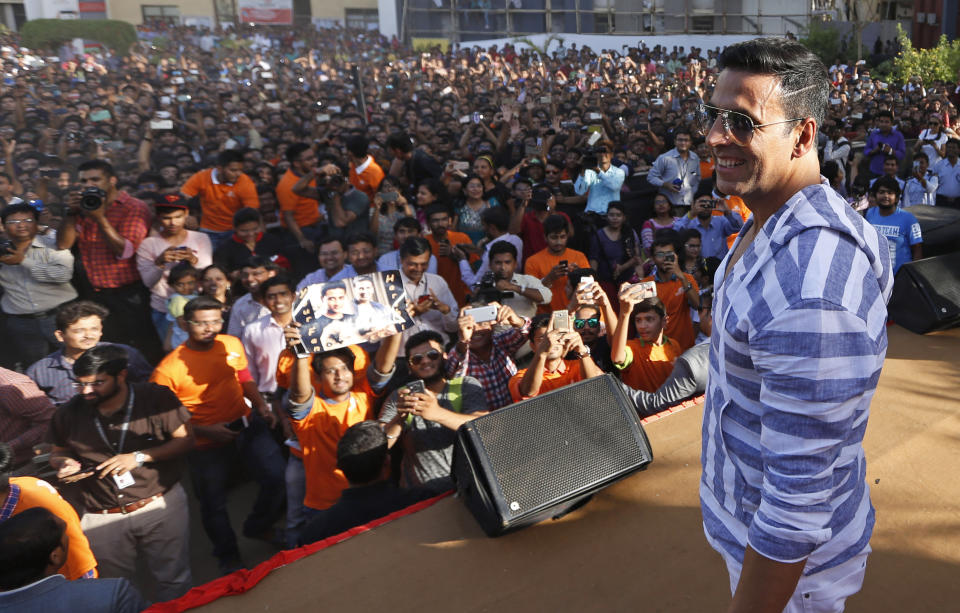 5: Akshay Kumar has 33.9 million followers