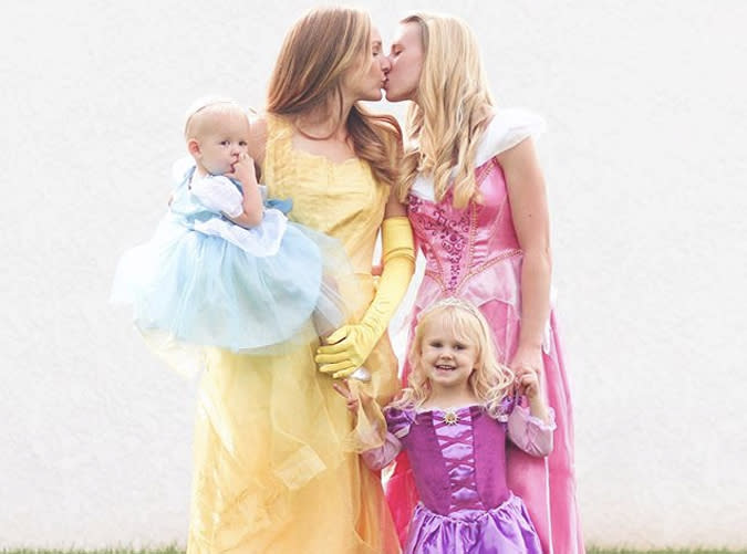 24 Family Halloween Costumes Everyone Can Get In On