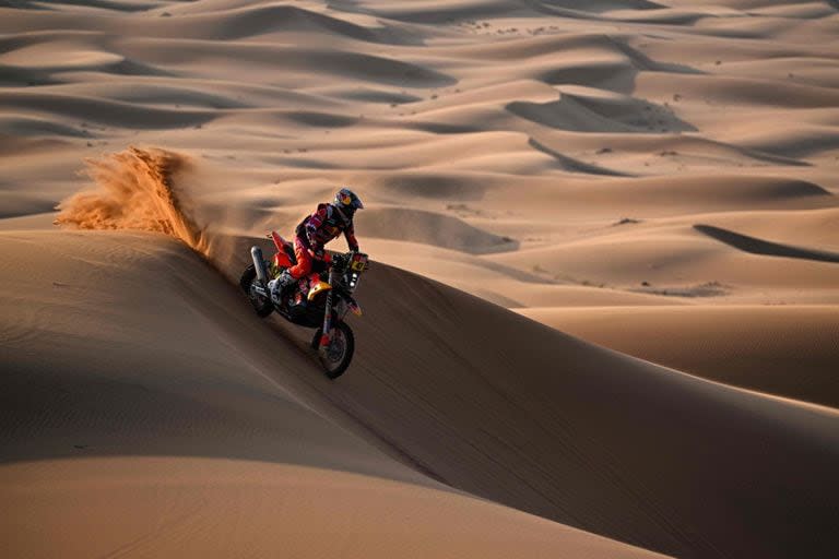 Kevin Benavides se quedó con la tercera etapa del Rally Dakar en la categoría Motos