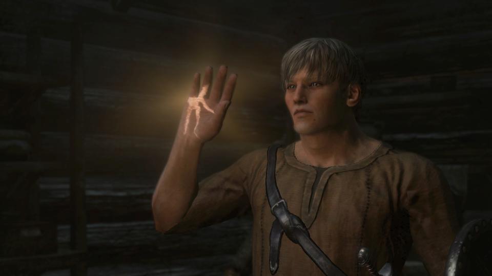 Dragon's Dogma screenshot of a pawn showing their hand