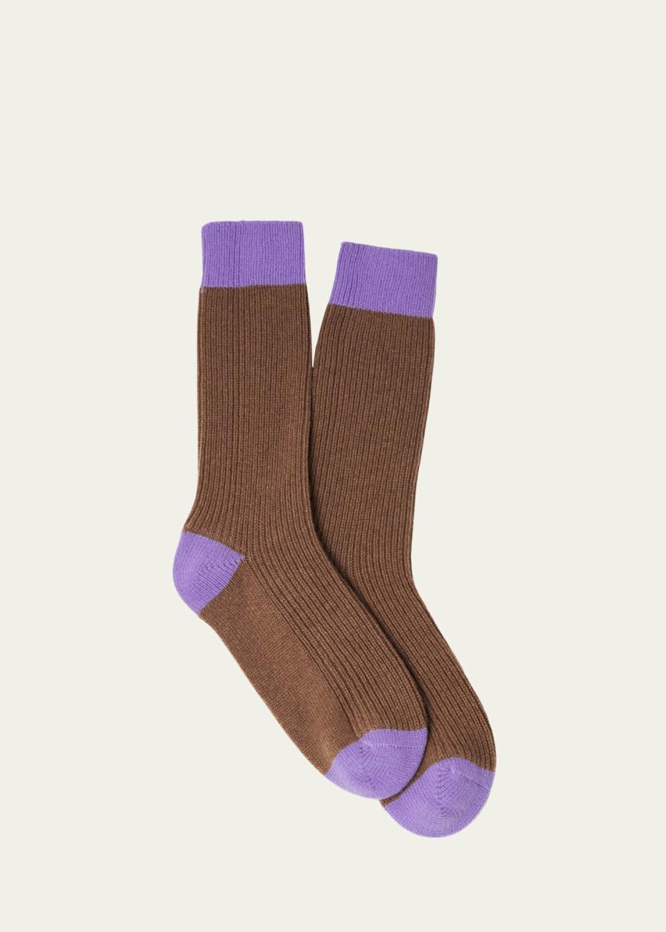 <p><a href="https://go.redirectingat.com?id=74968X1596630&url=https%3A%2F%2Fwww.bergdorfgoodman.com%2Fp%2Fguest-in-residence-the-soft-socks-in-cashmere-prod184070281&sref=https%3A%2F%2Fwww.townandcountrymag.com%2Fstyle%2Fhome-decor%2Fg45574748%2Famanda-seyfried-holiday-gift-guide%2F" rel="nofollow noopener" target="_blank" data-ylk="slk:Shop Now;elm:context_link;itc:0;sec:content-canvas" class="link ">Shop Now</a></p><p>The Soft Socks in Cashmere</p><p>bergdorfgoodman.com</p><p>$95.00</p>