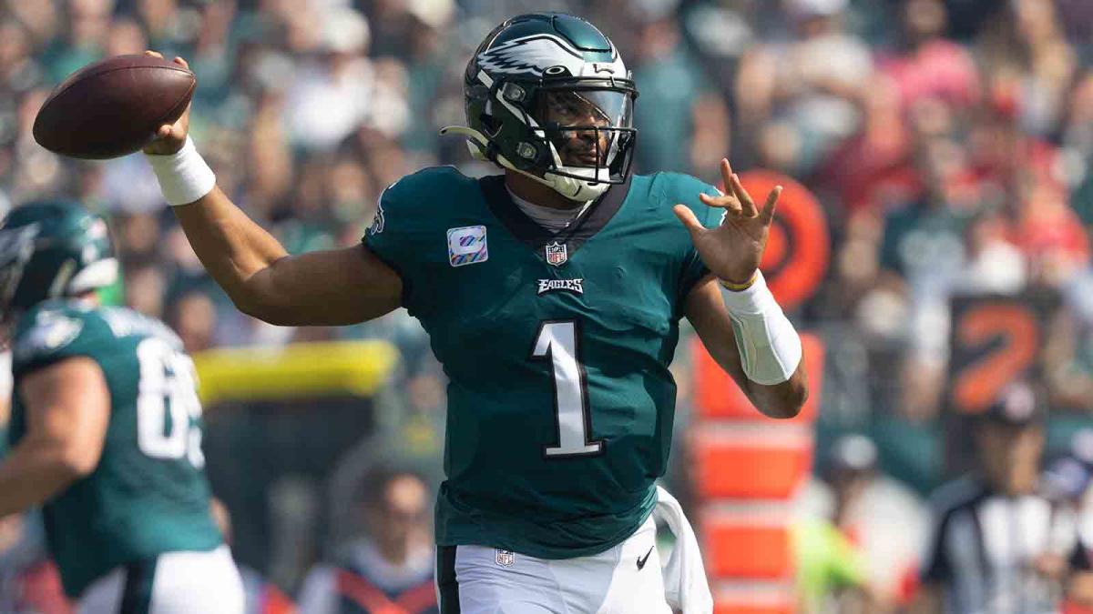 Roob's 10 Observations: Can Eagles' offense achieve something it