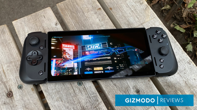 Razer Kishi review -- a great smarphone controller dock