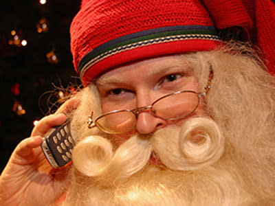 <p>Santa 'phonecalls' keep children in line</p>