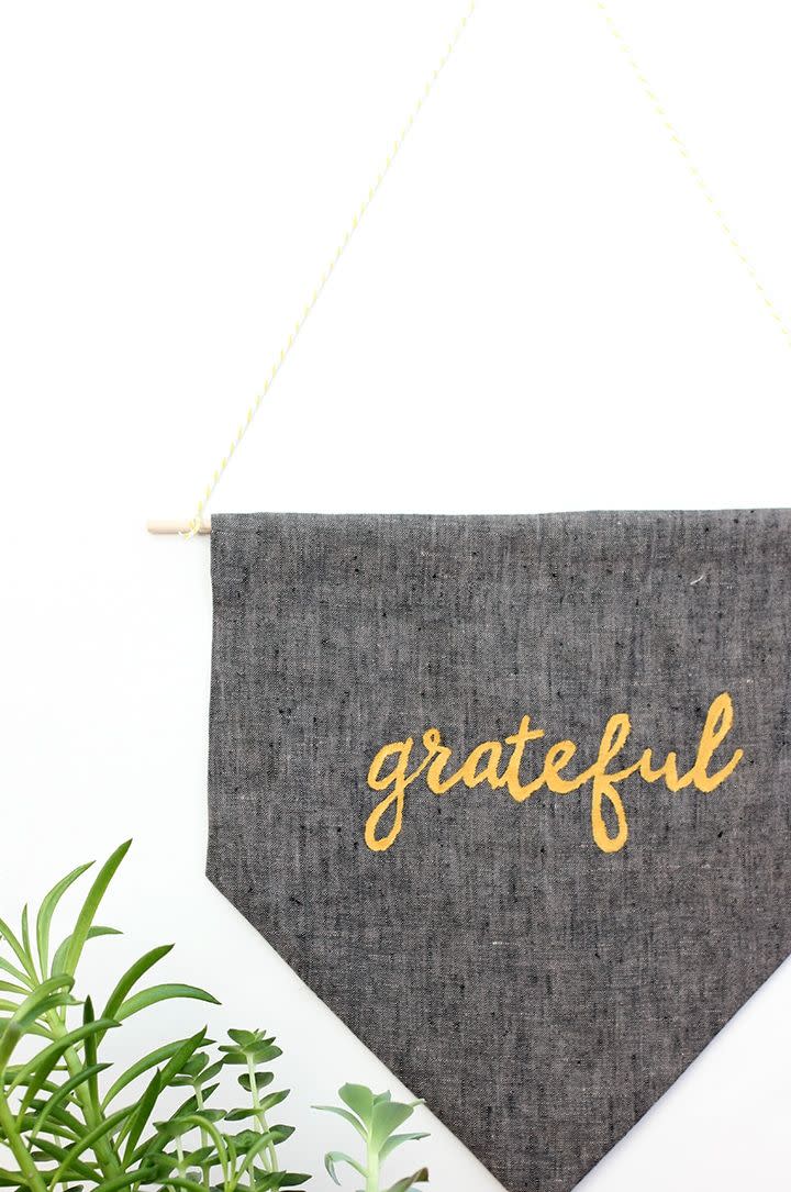 No-Sew Thanksgiving Banner