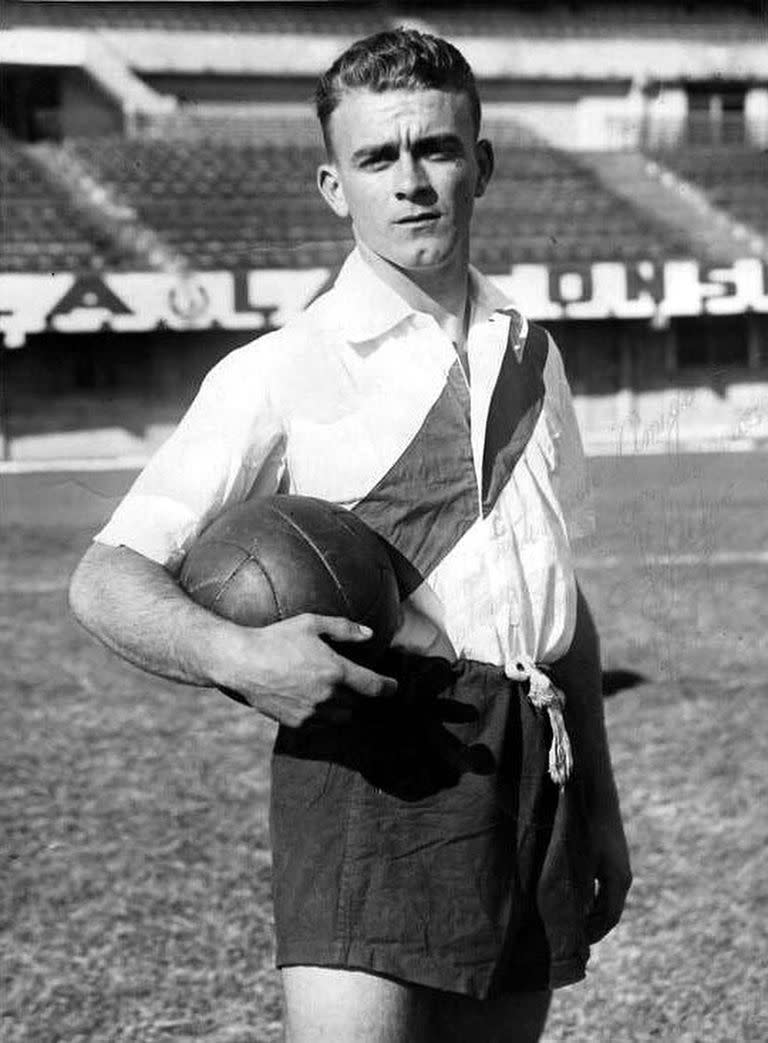 Alfredo Di Stefano con la camiseta de River Plate