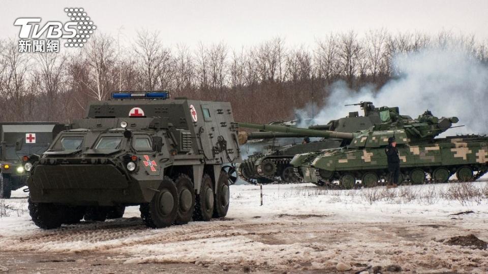 俄軍在白俄羅斯境內舉辦軍演，距離基輔不到200公里。（圖／達志影像美聯社）