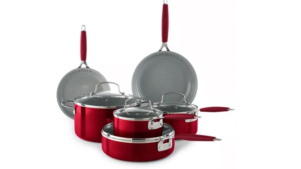 This cookware set is a must-have for any amateur chef.