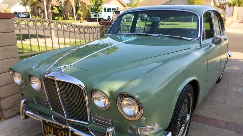 Nice Price or No Dice: 1967 Jaguar 420