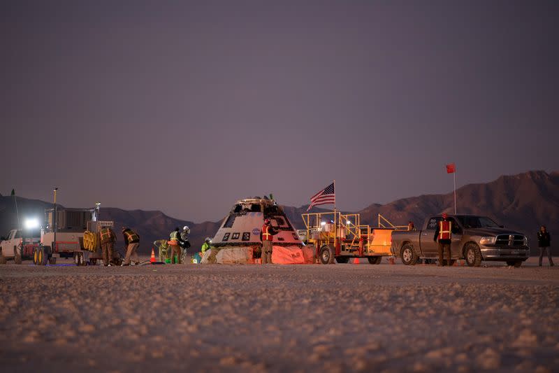 Boeing CST-100 Starliner capsule lands at White Sands
