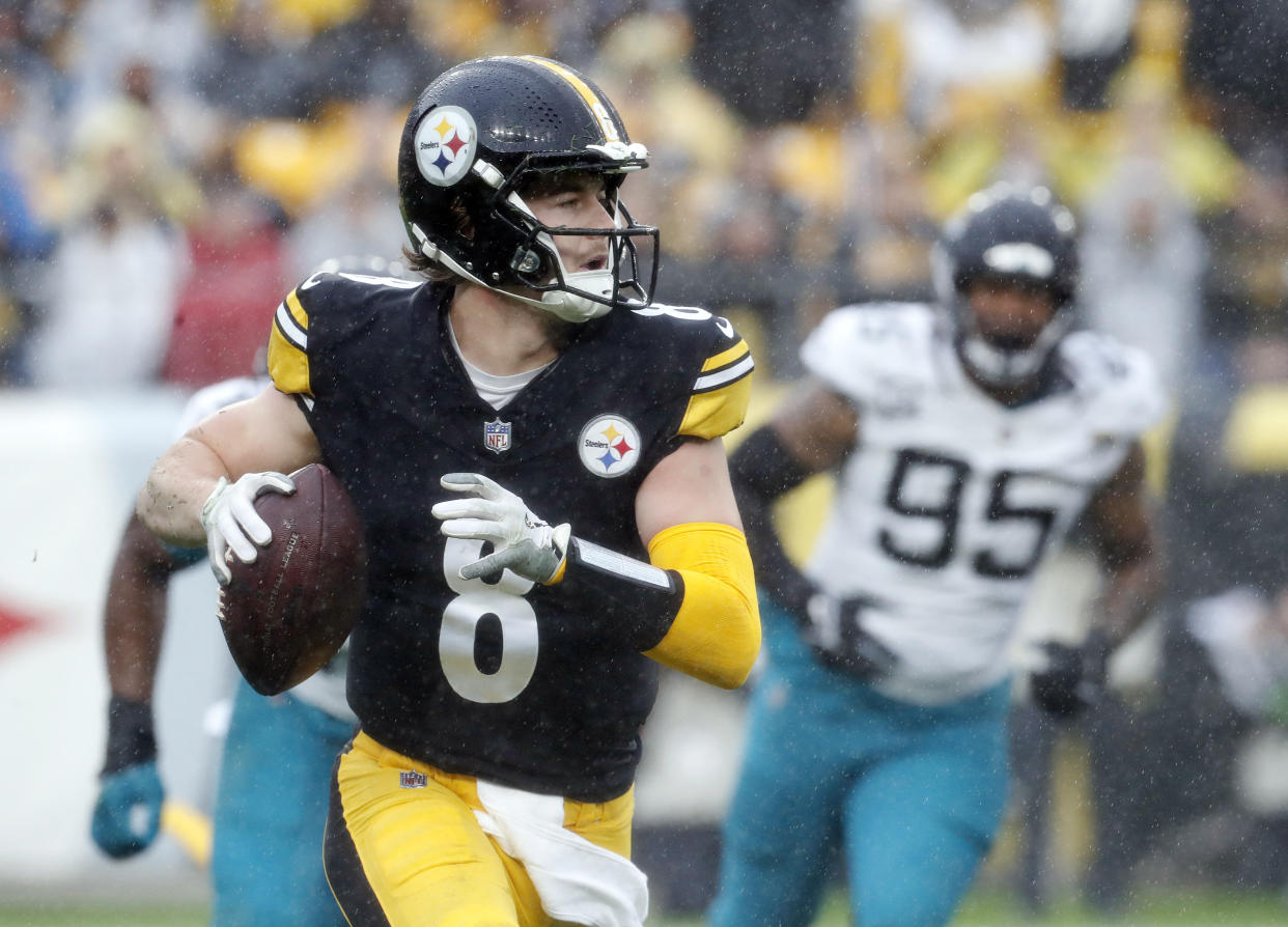 Kenny Pickett has been ruled out of the Steelers-Jaguars game in NFL Week 8 after being slammed to the ground right before halftime, which has thrust Mitchell Trubisky into the game. (Charles LeClaire-USA TODAY Sports)