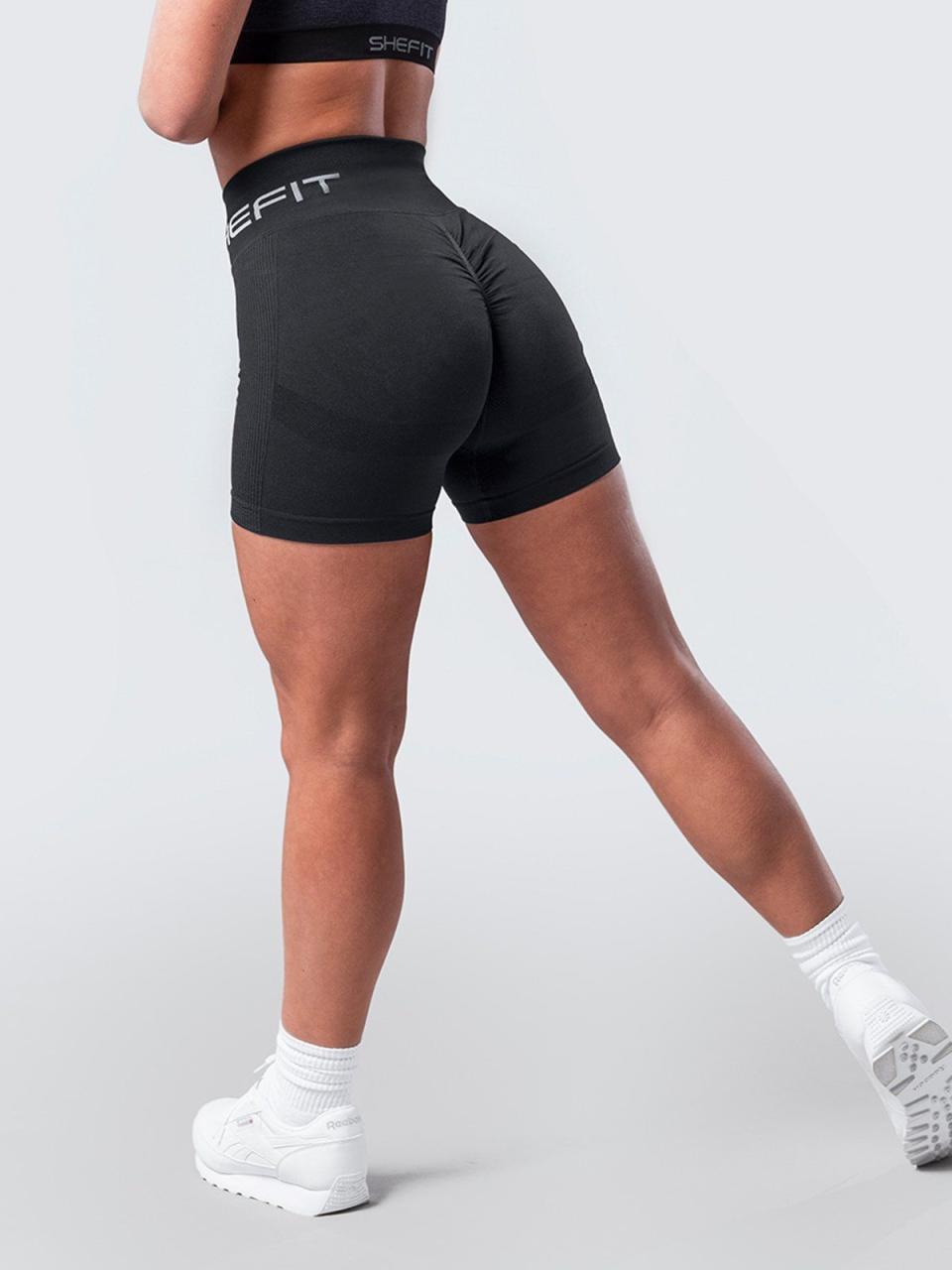 12) Seamless Shorts