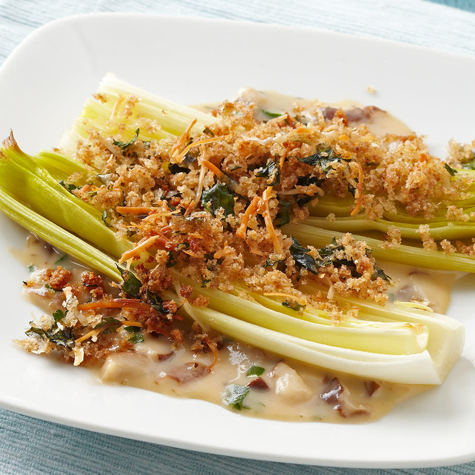 Parmesan Panko Leeks with Herbed Mushroom Cream Sauce