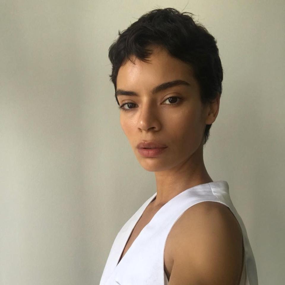 Rising ingenue Coco Baudelle’s pixie is the cut of the moment. Here, a lesson in chopping off your hair.