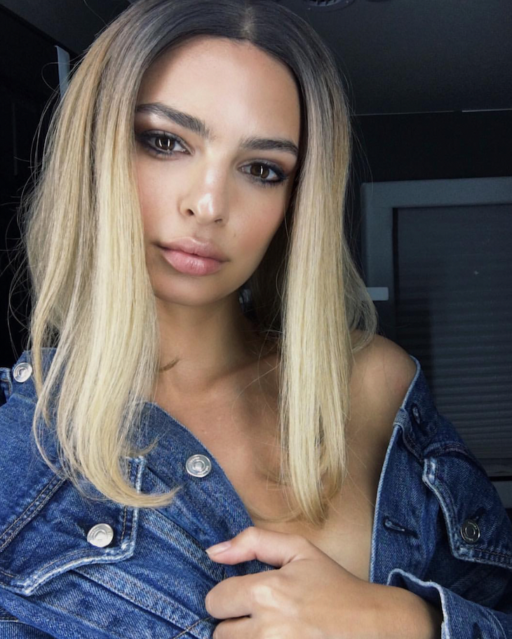 <p>“Do Blondes really have more fun?”, das fragte sich Emily Ratajkowski und wollte einmal testen, wie es sich anfühlt als Blondine durch die Welt zu laufen. Auf ihr Instagram Selfie mit blonder Perücke gab es geteilte Reaktionen. Die meisten wünschten sich jedoch die braunen Haare des Models zurück. </p>