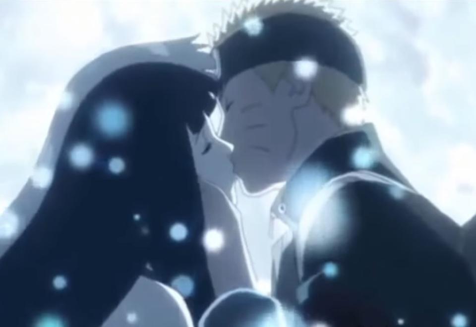 Hinata and Naruto kissing