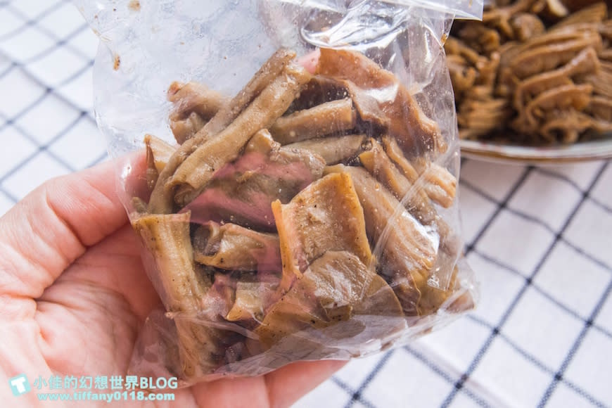 高雄鹽埕｜大溝頂阿囉哈滷味(杏) –總店