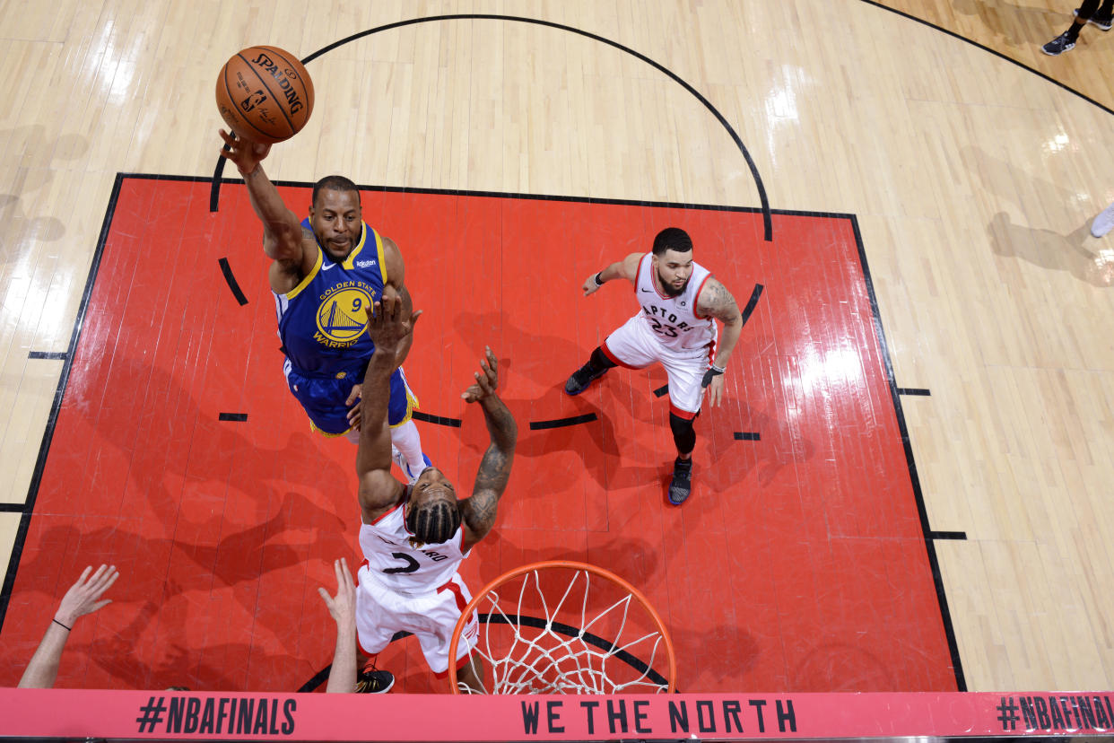 Andre Iguodala suffered a leg injury in the final minutes of Golden State's Game 1 loss on Thursday.