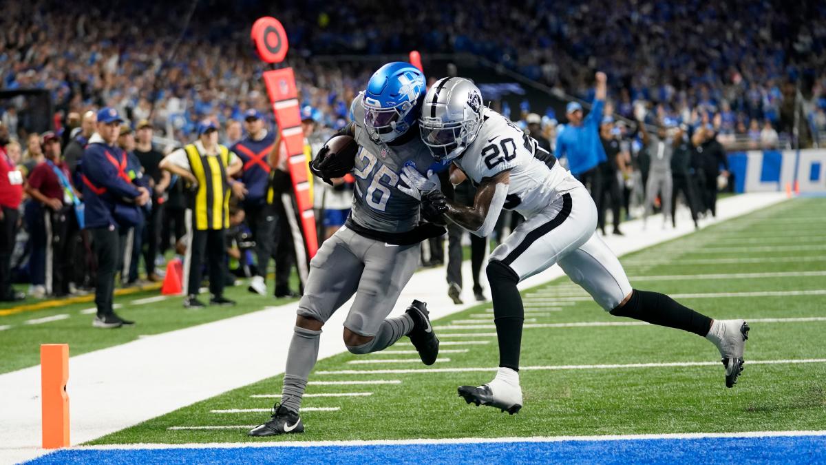 Raiders vs. Lions final score, results: Jahmyr Gibbs' breakout game propels  Detroit to bounce-back win