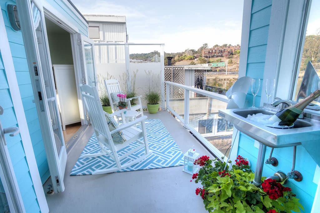 Richardson Bay Floating Home: More