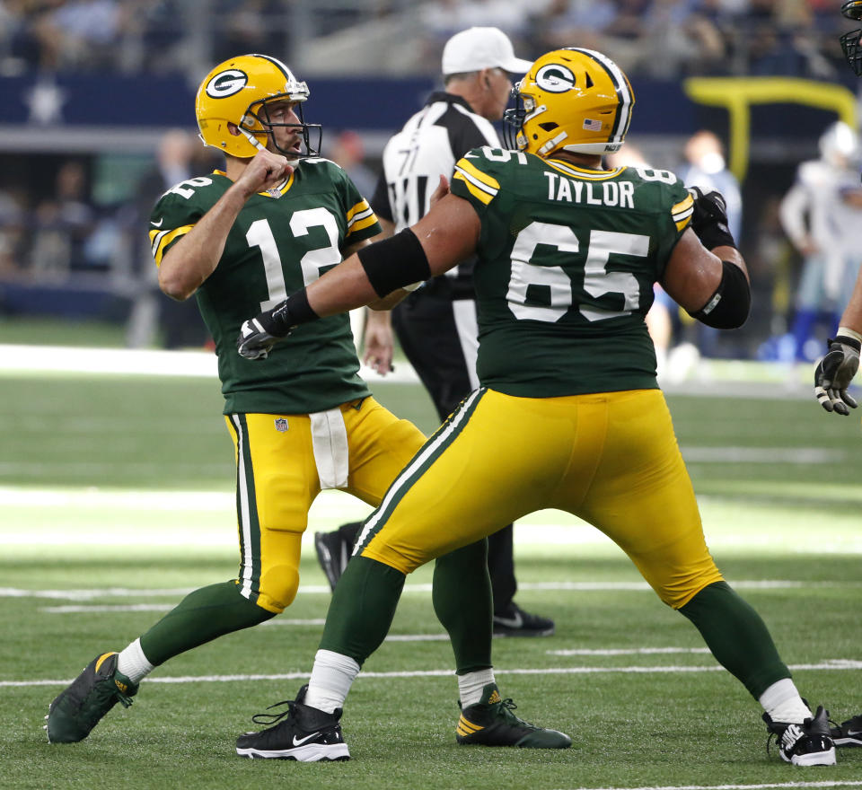 Green Bay Packers' Aaron Rodgers (12) led his team to a game-winning drive in the final seconds against Dallas. (AP)