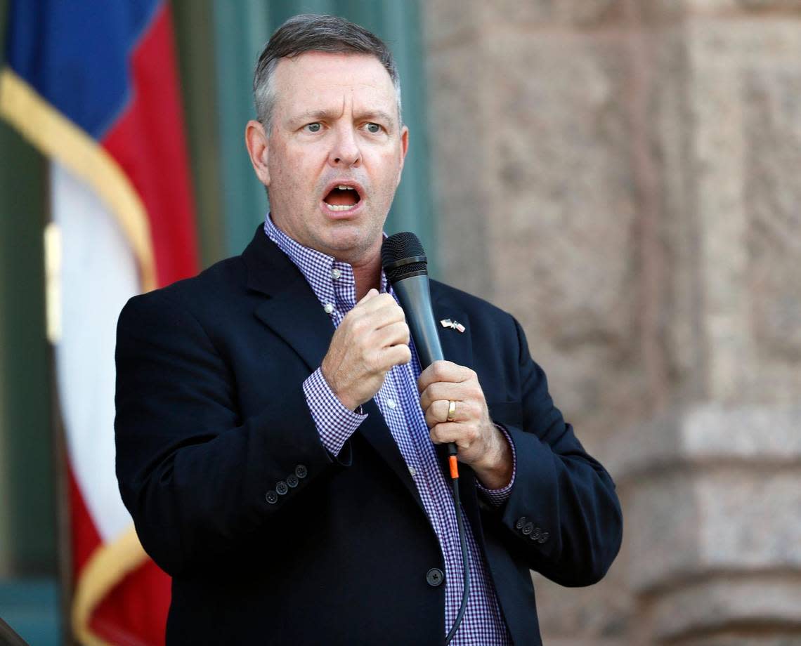 Tim O’Hare speaks during a rally in October, before he won the November election as Tarrant County judge. He replaces longtime Judge Glen Whitley, who didn’t seek reelection.