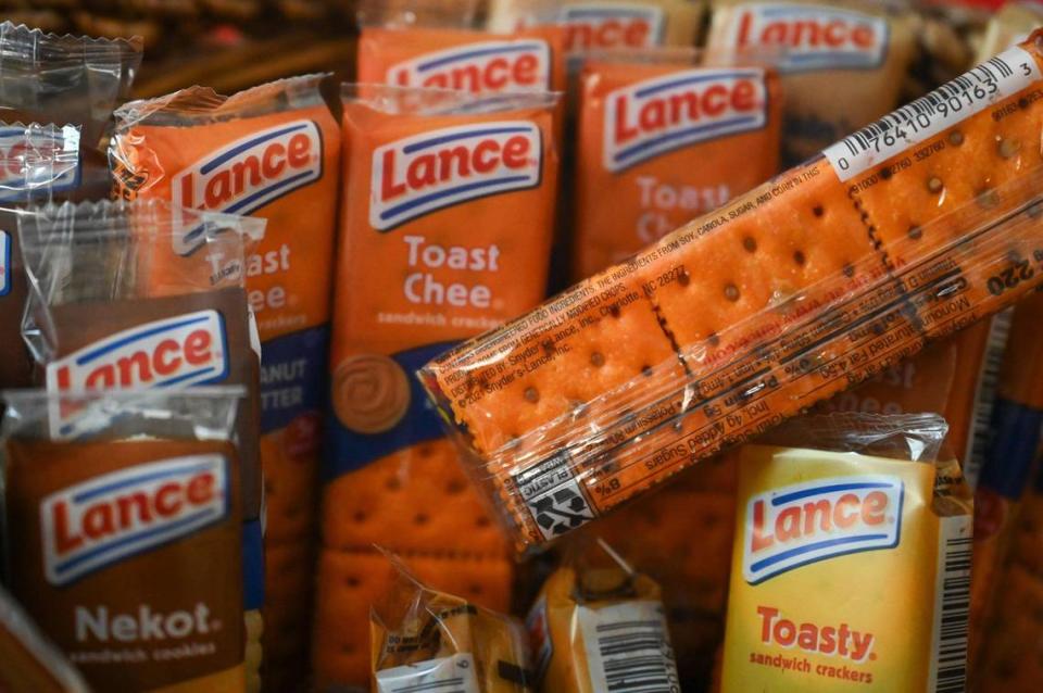 Lance, made in Charlotte, N.C., has 17 varieties of sandwich crackers, including popular Toast Chee, Toasty, Nekot and Captain’s Wafers, Whole Grain Sandwich Crackers, Saltine Crackers, Popcorn.